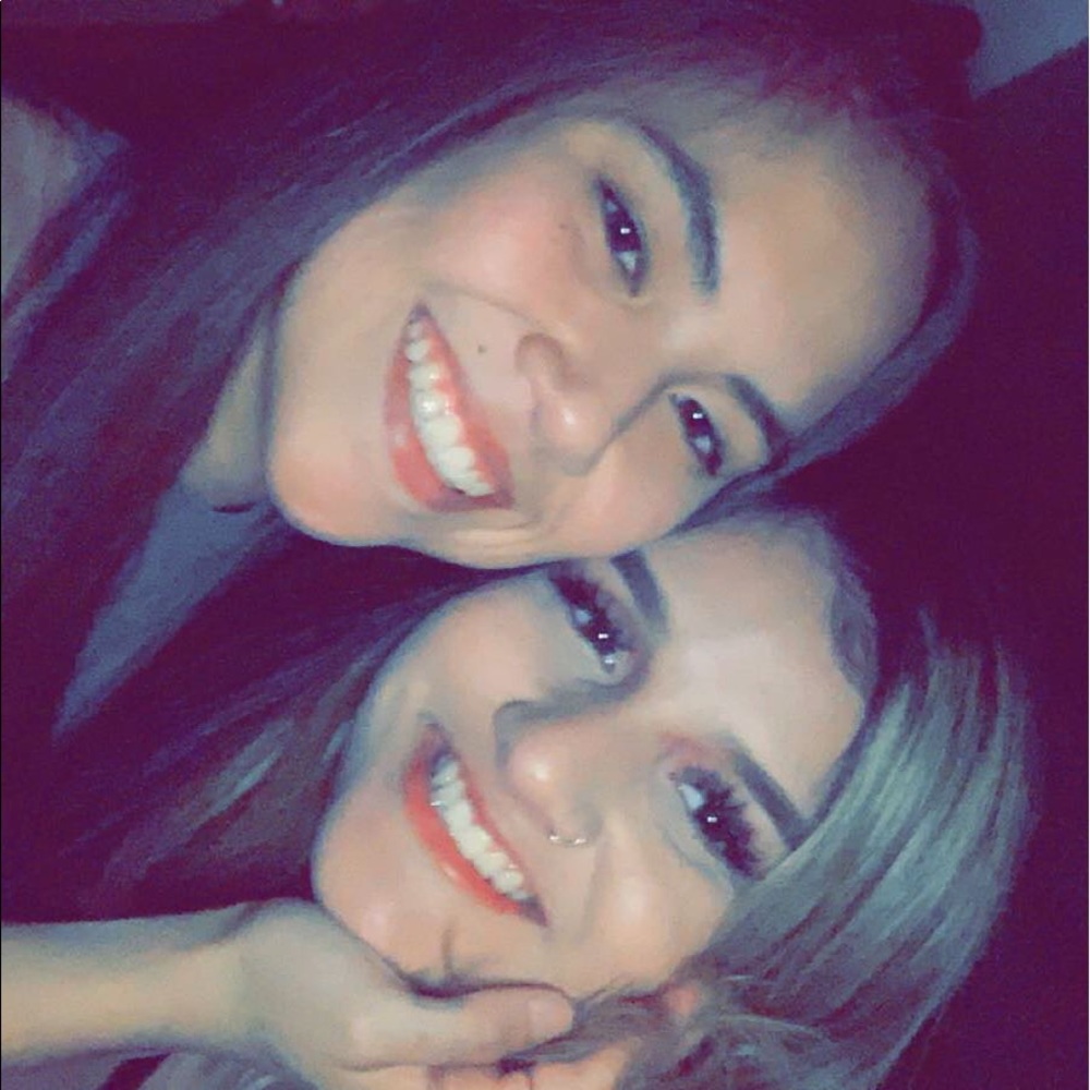 Meet your Posher, Tomboc